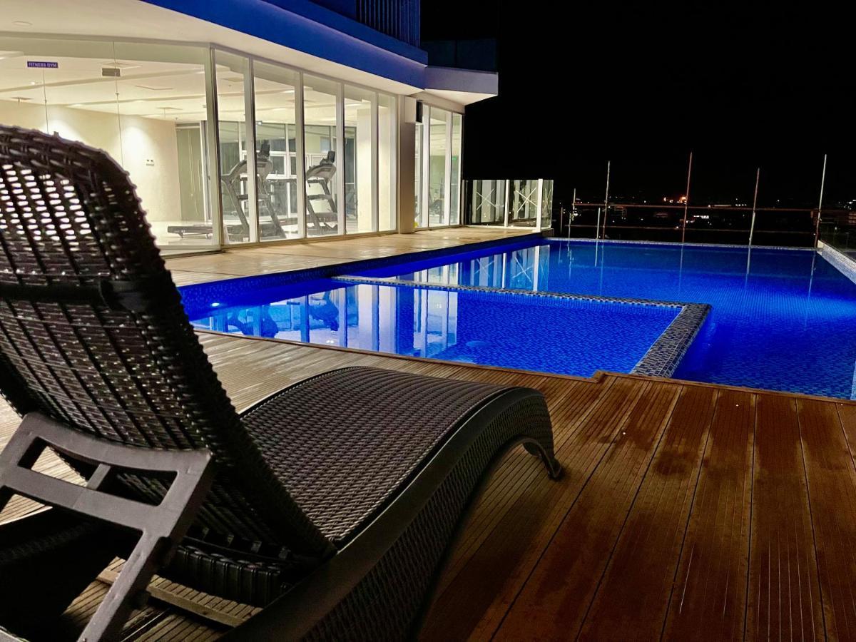 Inspiria Aparthotel Davao City Εξωτερικό φωτογραφία